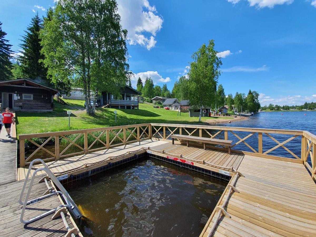 Mansikkaharju Holiday Camp Леппявирта Экстерьер фото